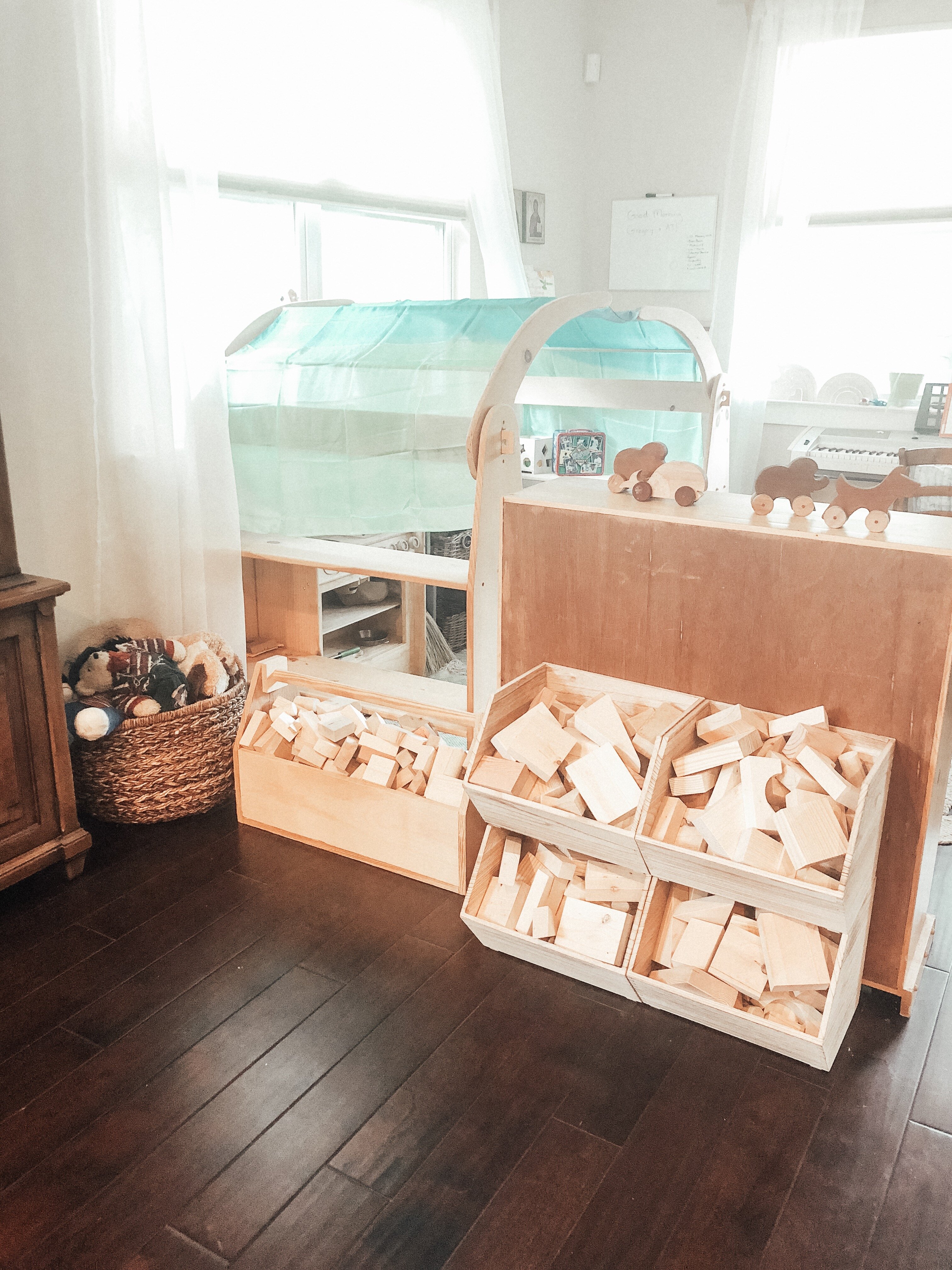 9C8C7B2E-F8AD-49AD-A8EE-E884927F6292